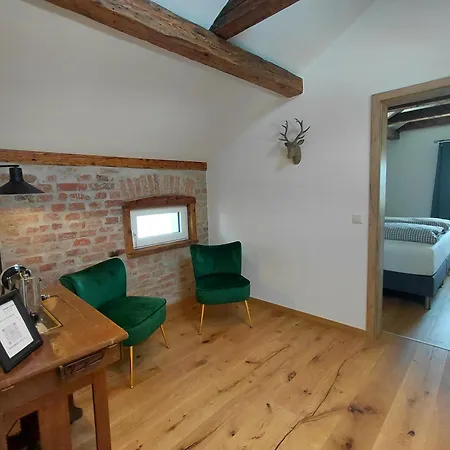 Chalet Huemmer *
