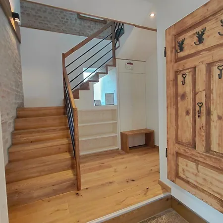 Chalet Huemmer *