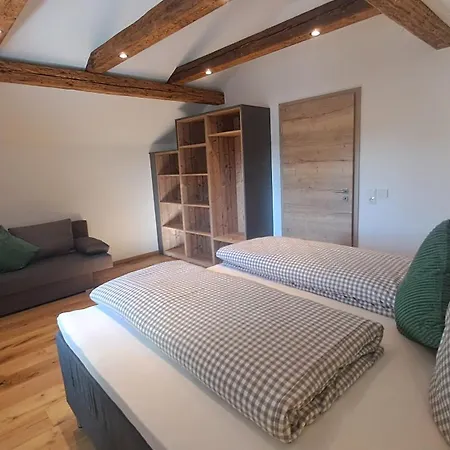 Chalet Huemmer *